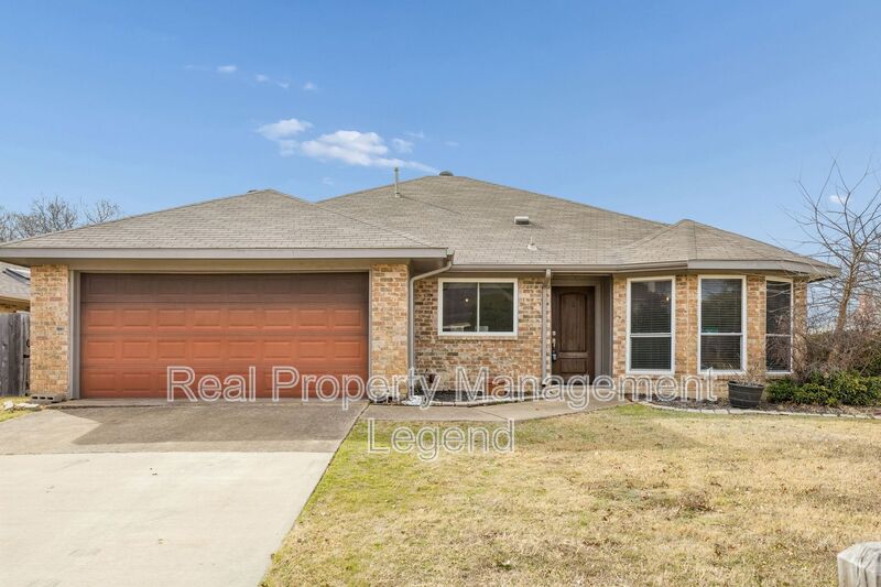 Plano House: 3740 Racquet Court