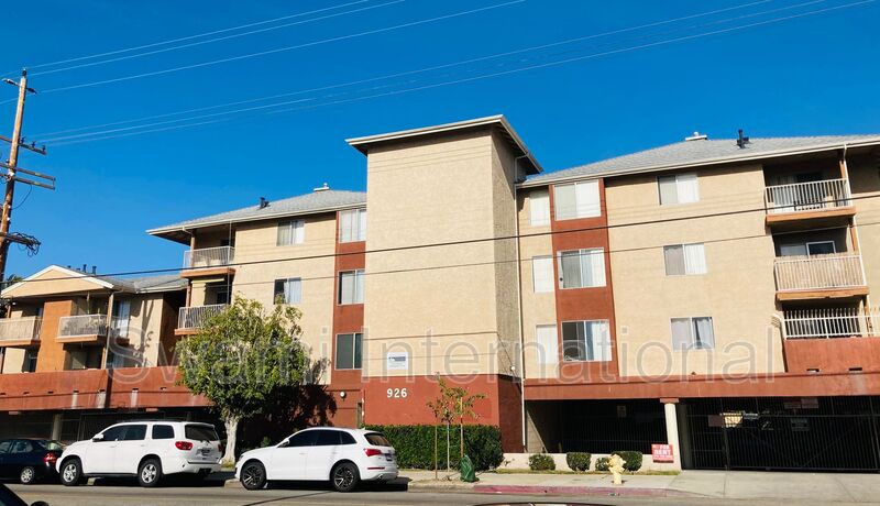 Wilmington Condo: 926 N. Wilmington Blvd