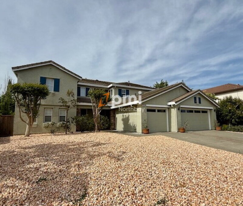 Fairfield House: 732 Antiquity Drive