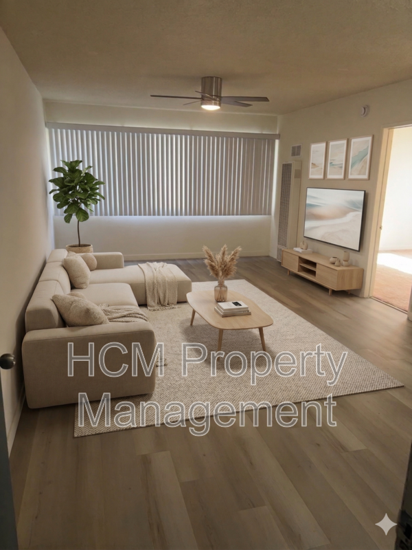 Los Angeles House: 10300 National Blvd