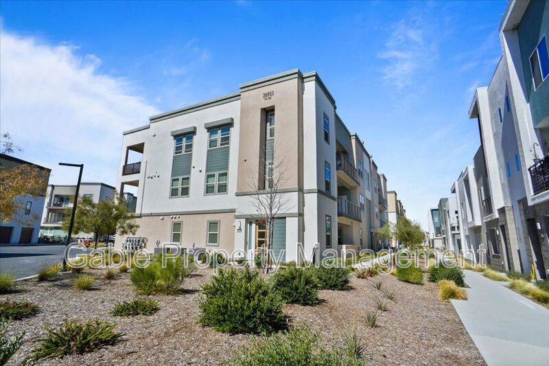 Valencia Condo: 26955 Prospector Rd