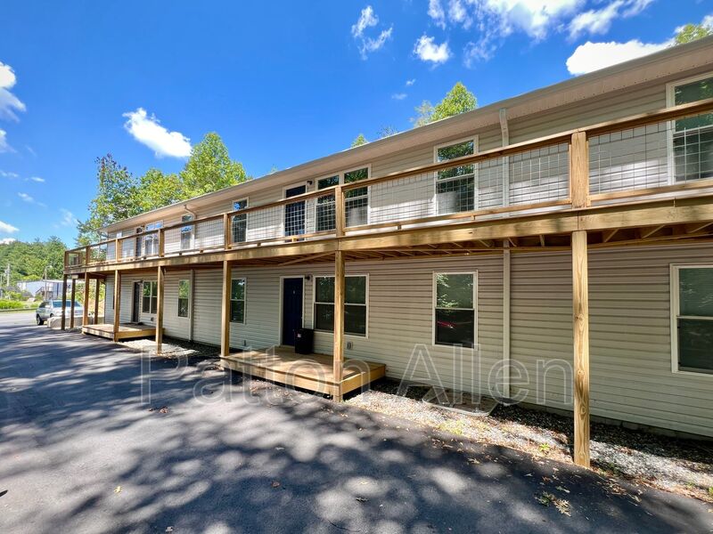Mars Hill Condo: 7815 Nc Highway 213