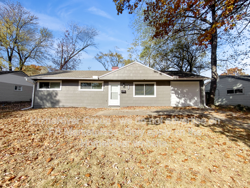 Kansas City House: 11114 Bristol Ter