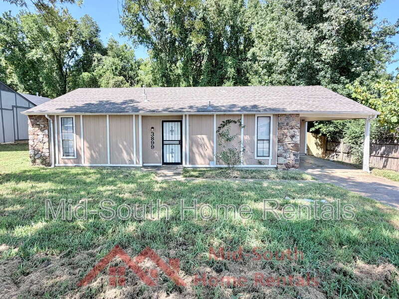 Memphis Townhome: 3899 Kerwin Dr