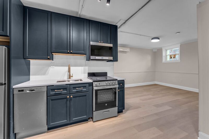 Baltimore Condo: 300 E. 30th St