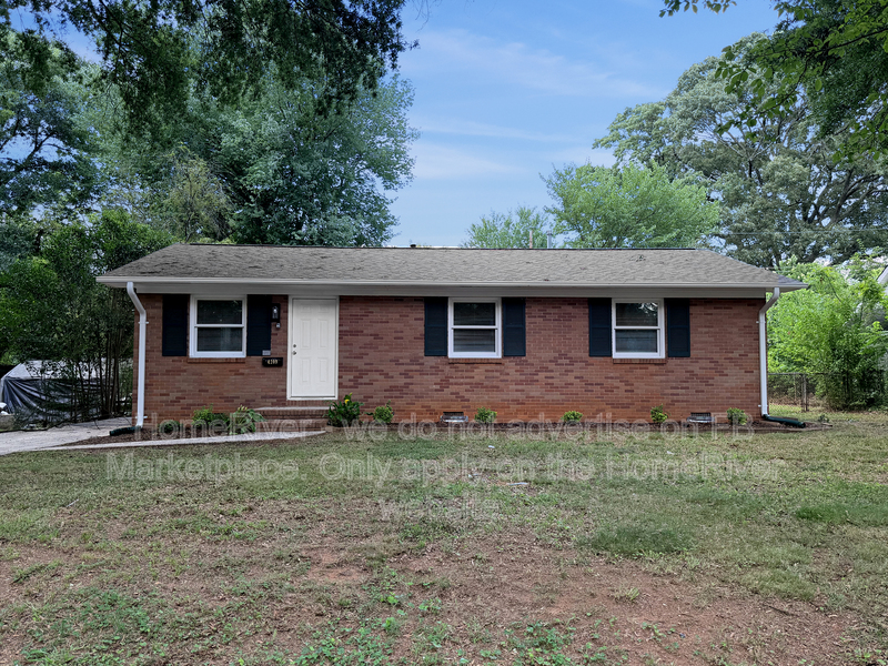 Charlotte House: 4209 Donnybrook Pl