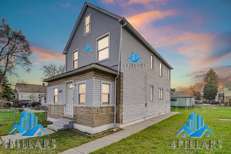 Hammond House: 4229 Dearborn Ave