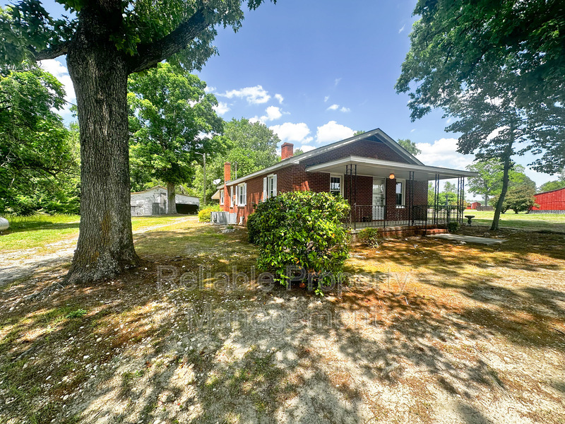 Princeton House: 4471 Rains Crossroads Road