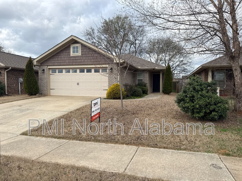 Madison House: 186 Tybee Dr