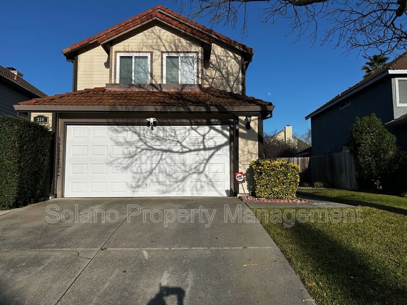 Vallejo House: 334 Bolton Way