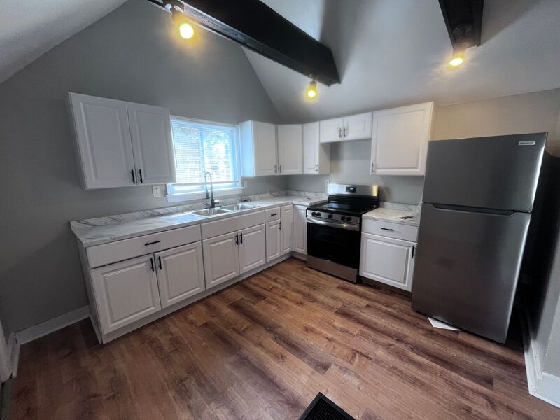 Rochester Condo: 14 Beechwood St