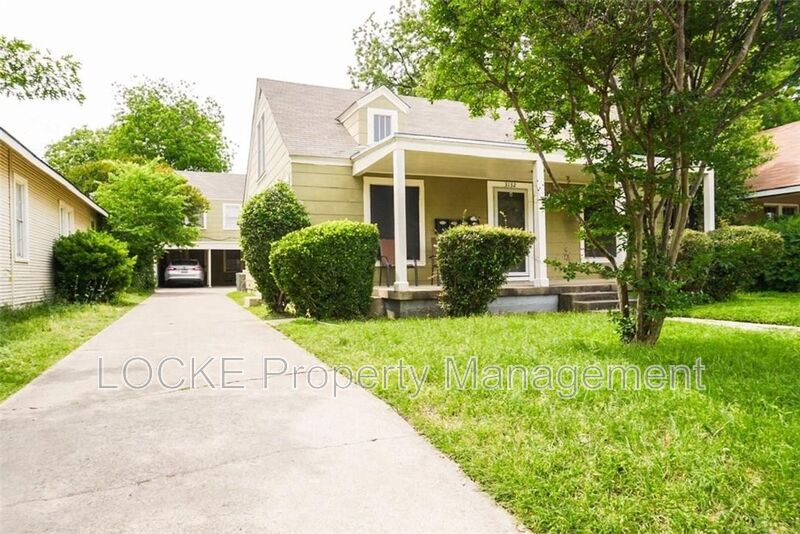 Fort Worth House: 3132 Greene Avenue