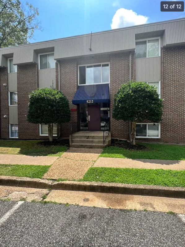 North Chesterfield Condo: 5212 Castlewood Rd