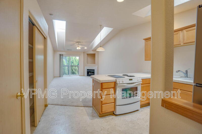 Vancouver Condo: 4000 NE 109th Ave