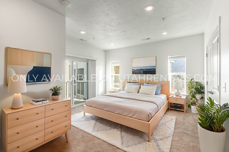 Spanish Fork Condo: 891 S 2300 E