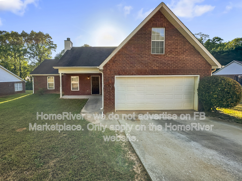 Hampton House: 11084 Knotty Pine Pl