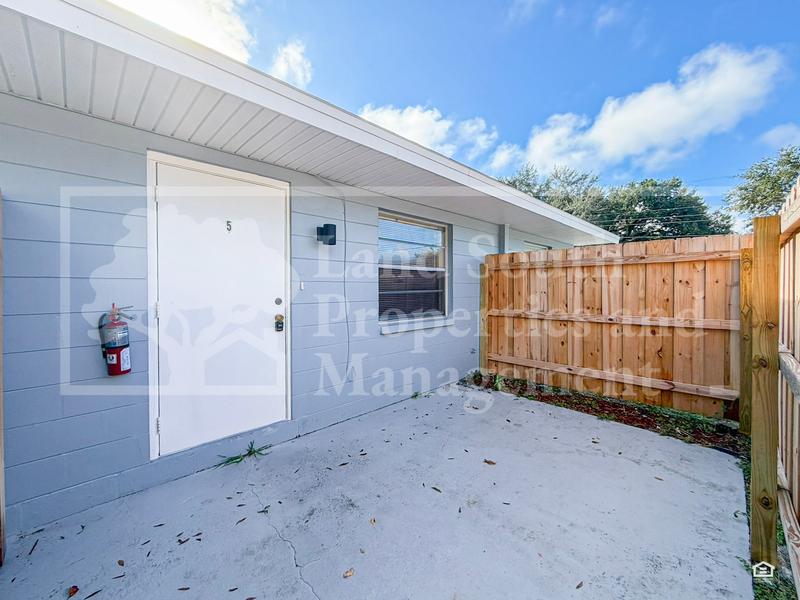 Lakeland House: 815 W. Carole Street