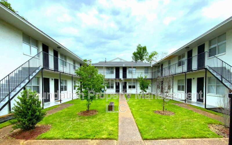 Memphis Condo: 267 Greenlaw Avenue