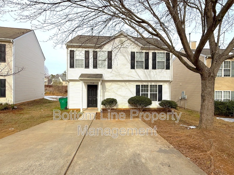 Charlotte House: 7119 Henderson Valley Lane