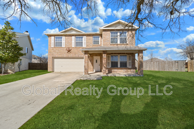 Cibolo House: 144 Crest Blf