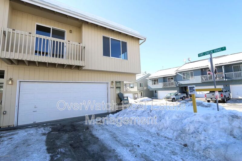 Eagle River House: 17488 Fire Eagle Way