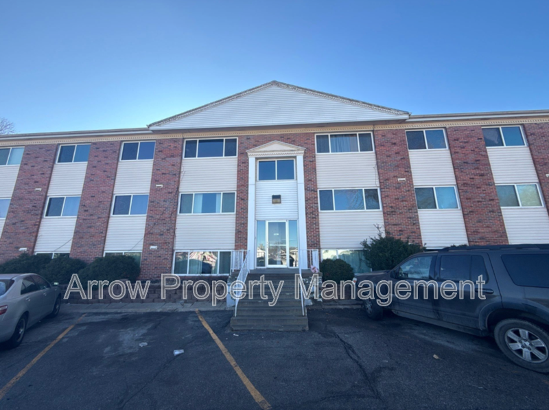 Omaha House: 2119 Arbor Street-106