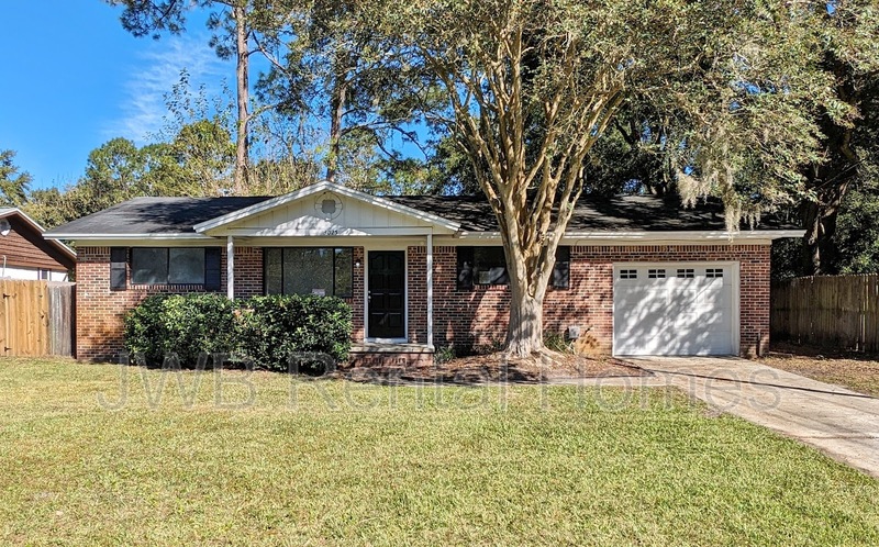 Jacksonville House: 3025 Armstrong St