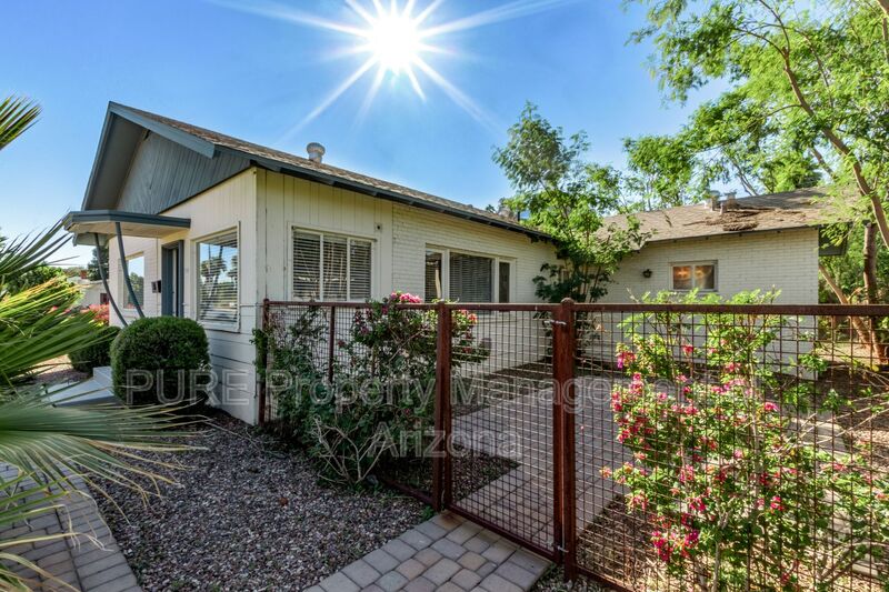 Tempe Condo: 1190 S Mill Ave