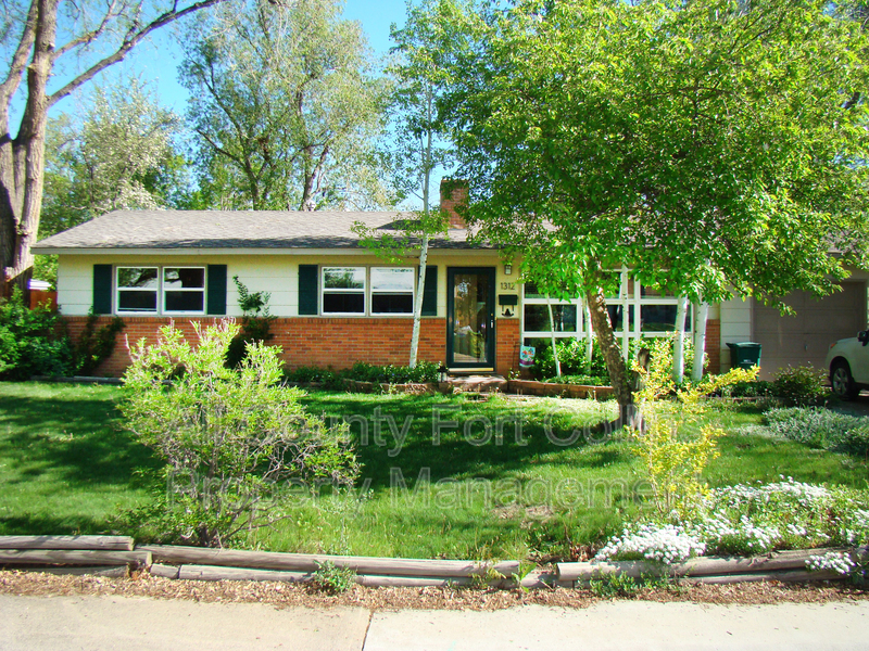 Fort Collins House: 1312 Lakewood