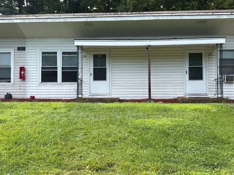East Stroudsburg Condo: 114 Cabanna Lane