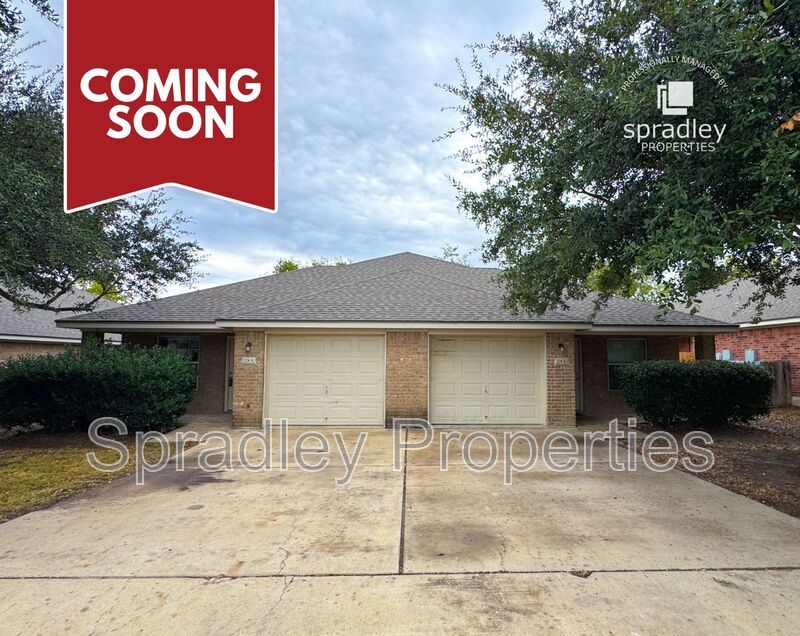 Temple Townhome: 208A Andy Ln