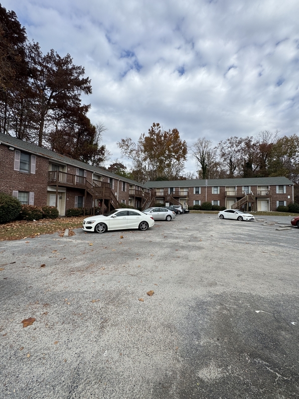 Greenville Condo: 1323 East 10th Street - J