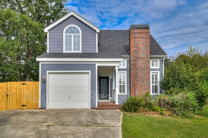 Augusta House: 39 Queens Court