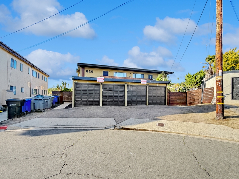 Vista Condo: 820 Normark Terrace - 2