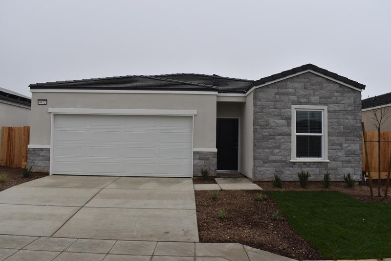 Fresno House: 4472 North San Miguel Avenue