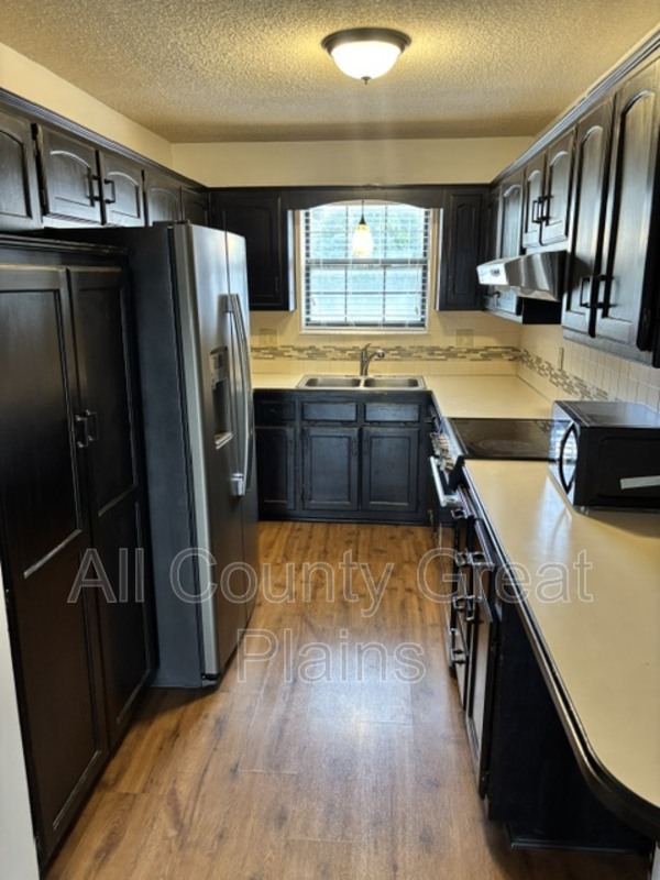 Kansas City Townhome: 13330 Walnut Street