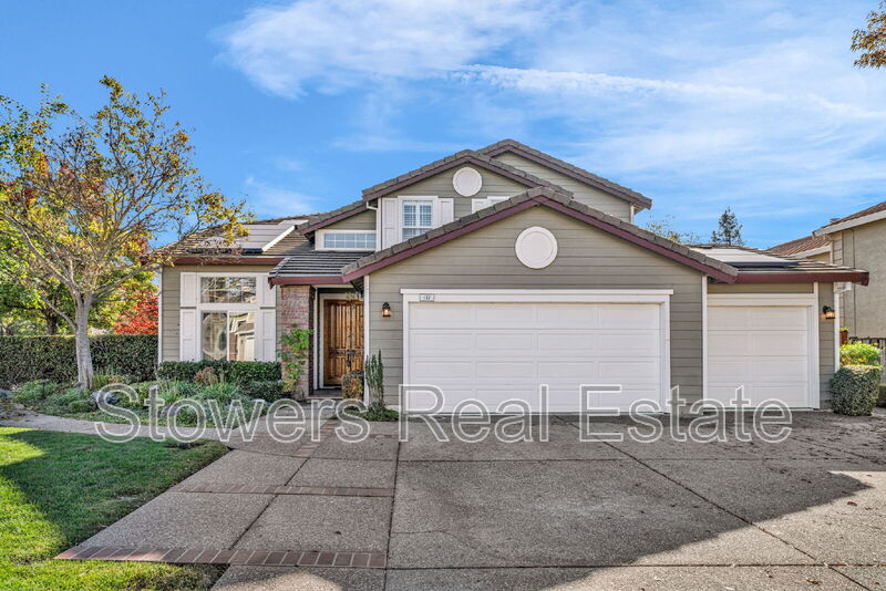 San Ramon House: 117 Woodland Valley Dr