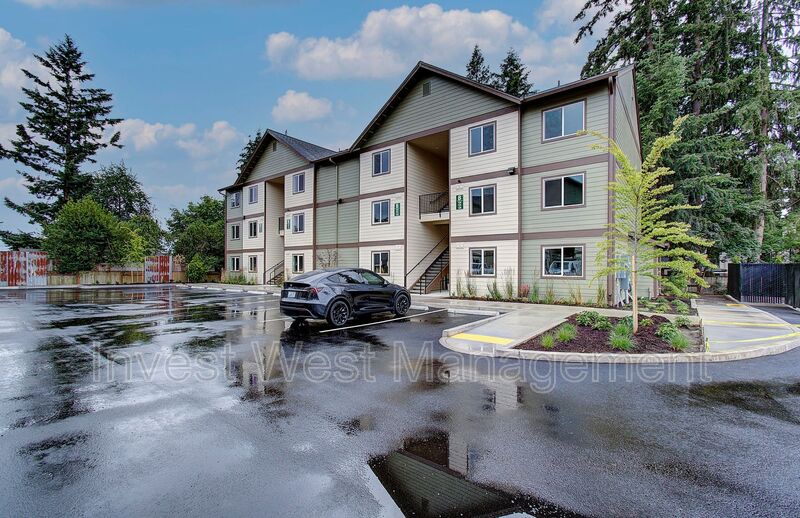 Vancouver House: 404 NE 117 Avenue