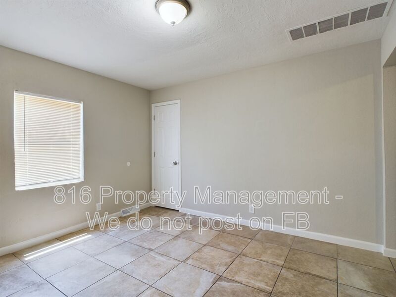 Kansas City Condo: 8720 E Winner Rd