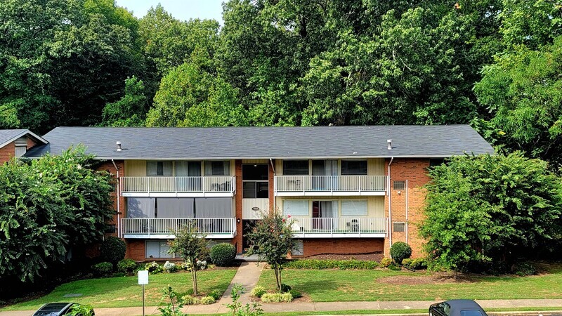 Richmond Condo: 806 Brook Hill Rd