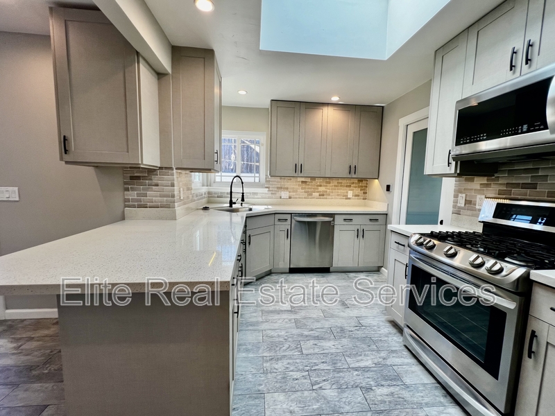 Chula Vista House: 1012 Barrett Ave.