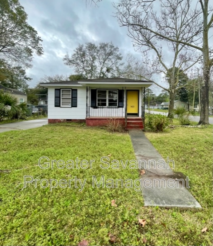 Savannah House: 1401 East 33rd Street