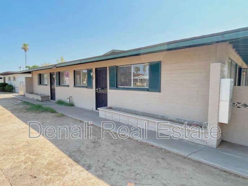 Phoenix House: 4719 N 15th Ave