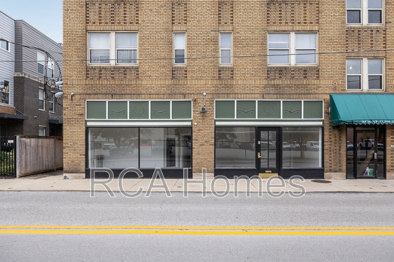 Indianapolis House: 33 West Saint Clair Street