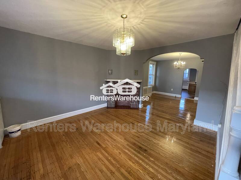 Baltimore House: 3400 Dudley Ave