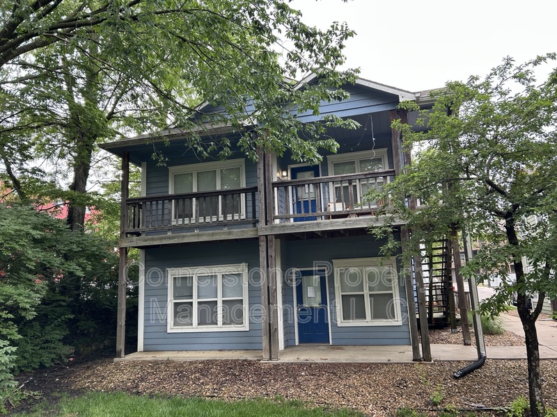 Lawrence Condo: 911 Arkansas Street new - 931