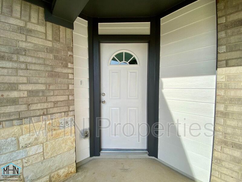 GORGEOUS Brand New home 4 bed/2.5 bath in New home community, Katzer Ranch in Converse! - Photo 3