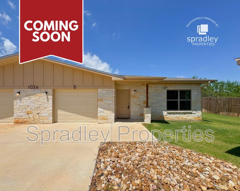 Belton Townhome: 1071B Hibiscus Dr