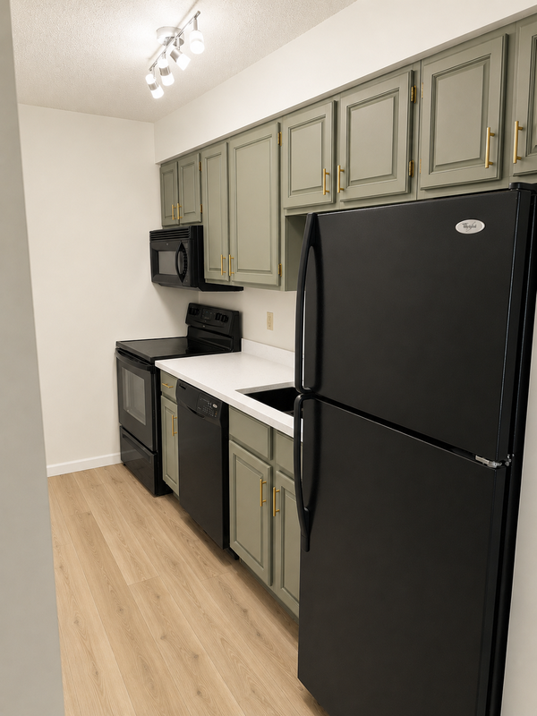 Lawrence Condo: 2901 University Drive - B
