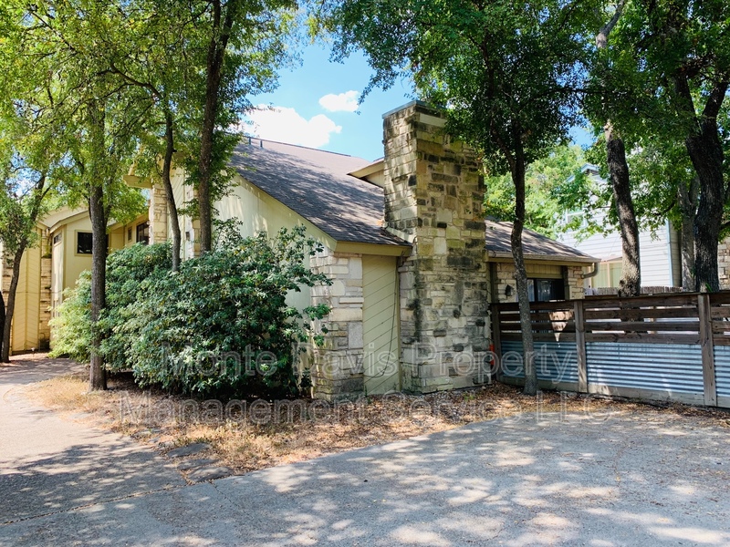Austin Condo: 1713 Cinnamon Path
